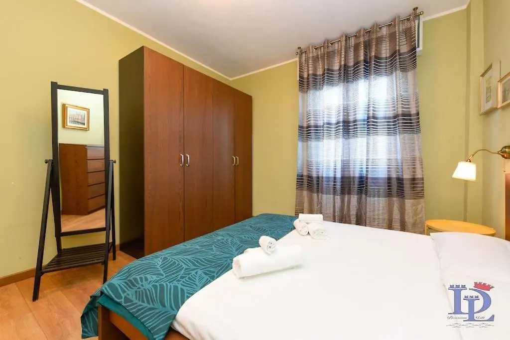 Desenzanoloft Smile On The Lake Desenzano del Garda Apartment